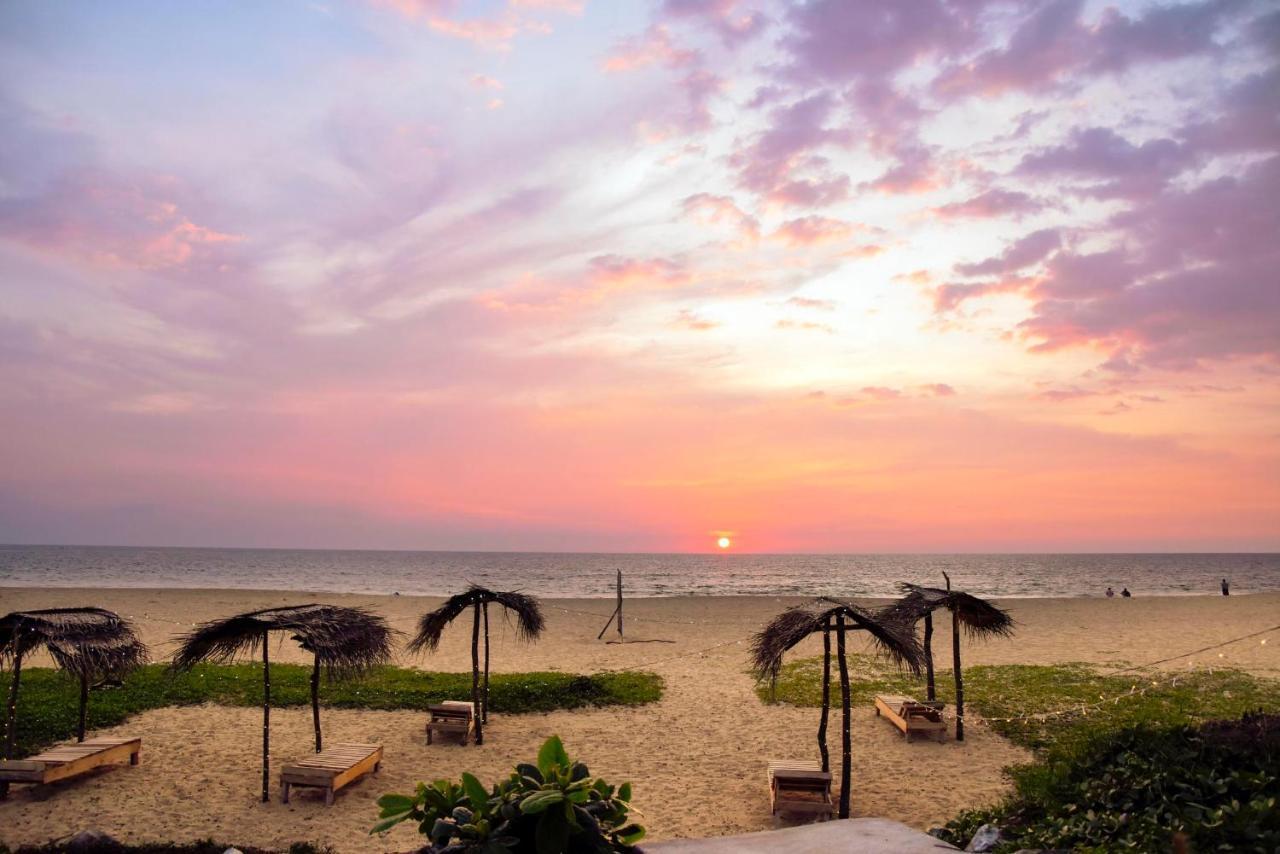 Kavin Beach Hotel Hikkaduwa Exterior foto