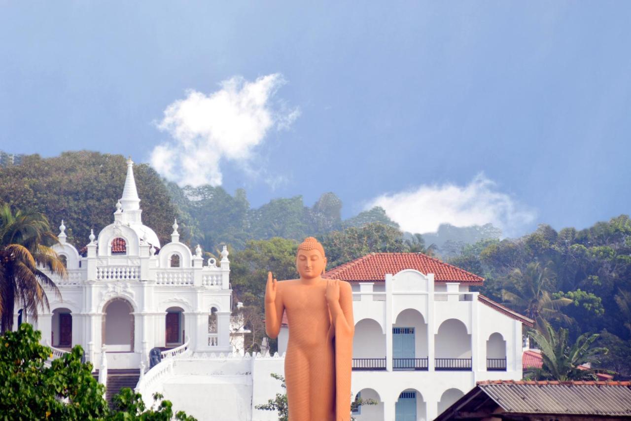 Kavin Beach Hotel Hikkaduwa Exterior foto